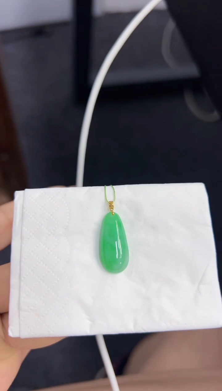 【闪购商品】翡翠18K金镶嵌颈饰Q缅料A货翡翠/支持复检/一件