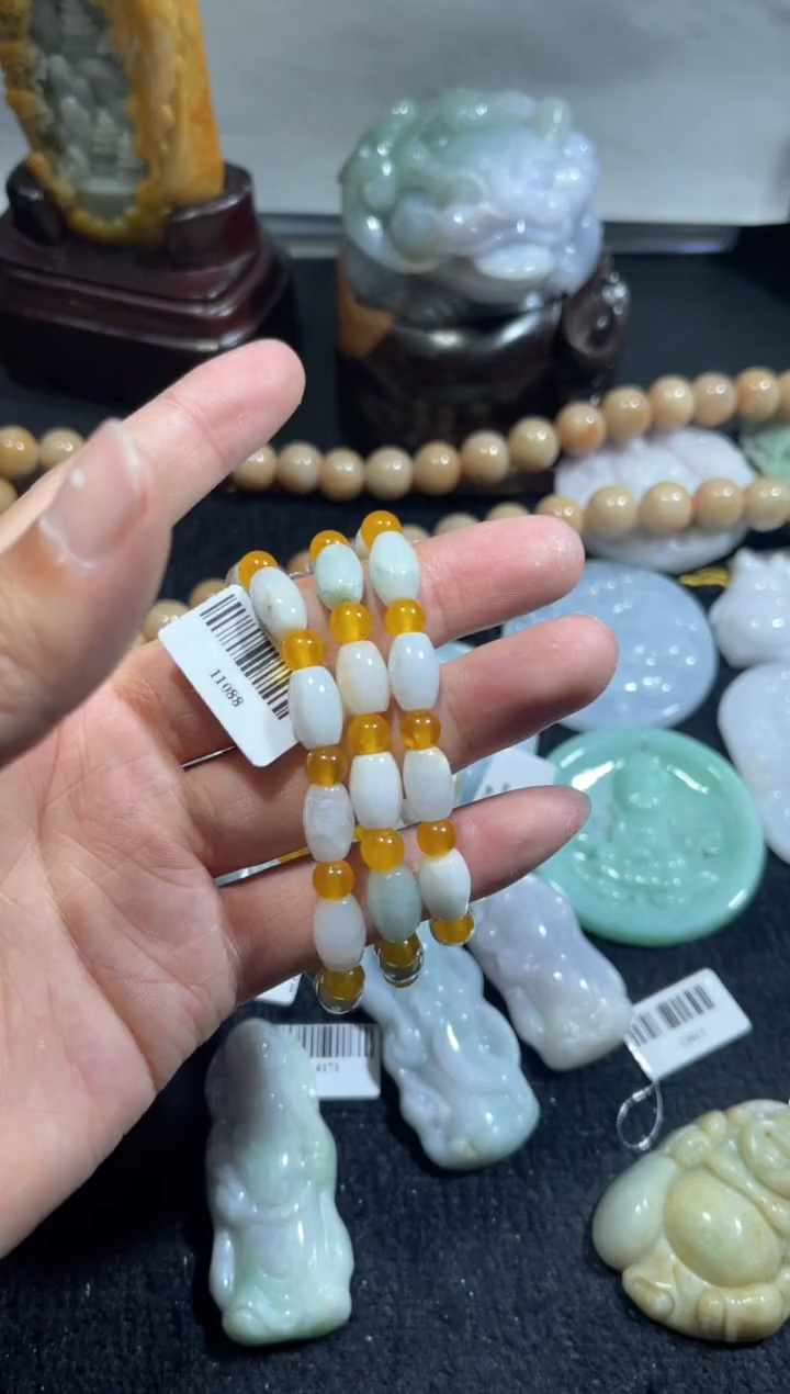 【闪购商品】翡翠颈饰未镶嵌00019320