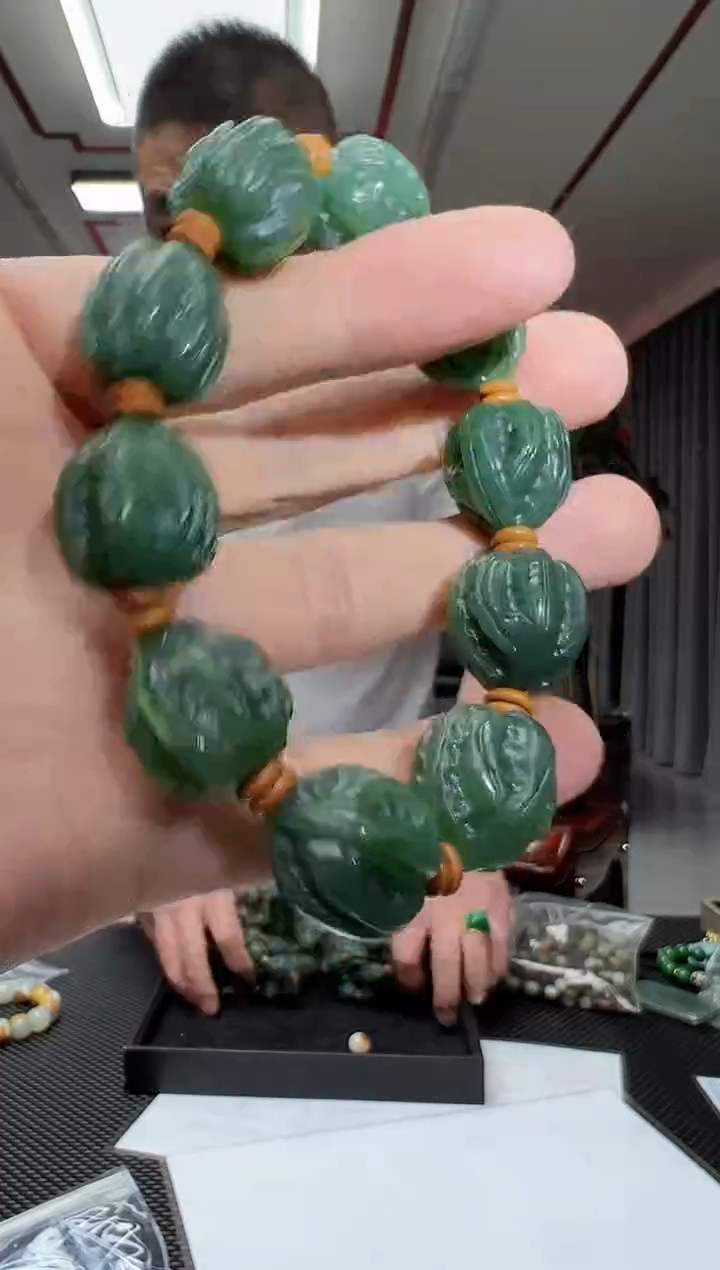 【闪购商品】和田玉（碧玉）手串未镶嵌多样性发货其中发一