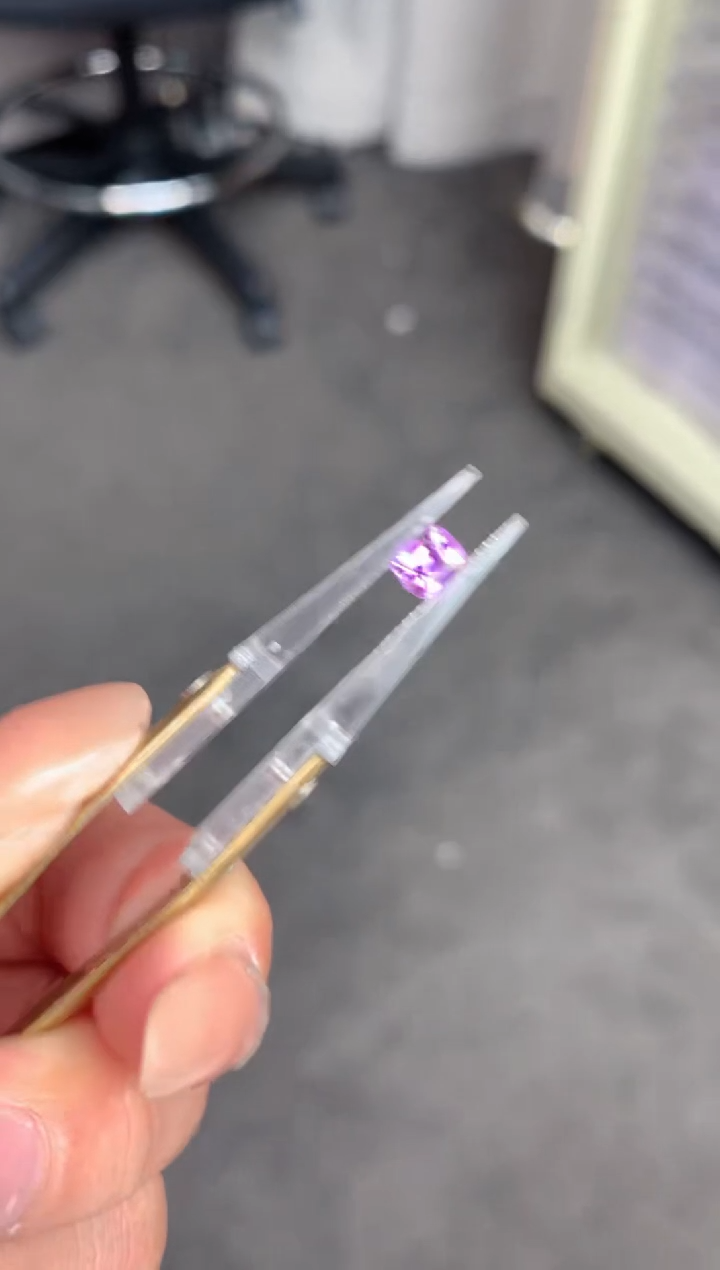 【闪购商品】彩色蓝宝石裸石未镶嵌97分无烧紫蓝宝