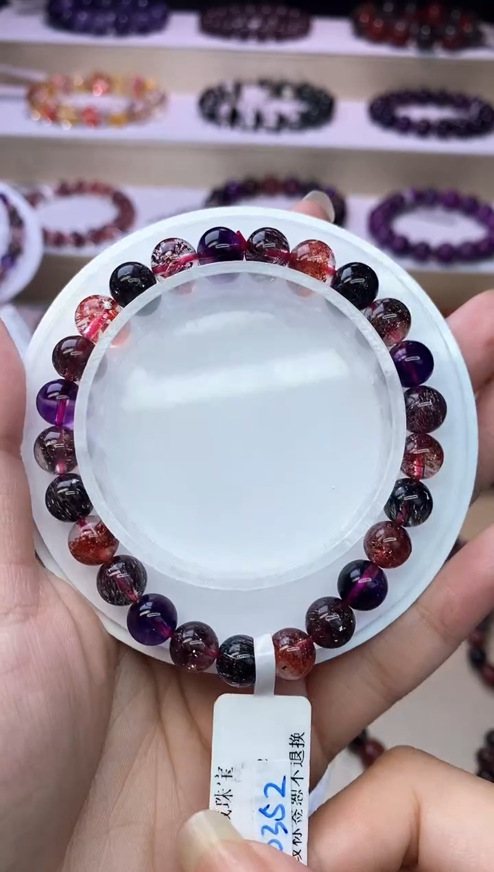 【闪购商品】水晶手链未镶嵌黑加仑超七7m+
