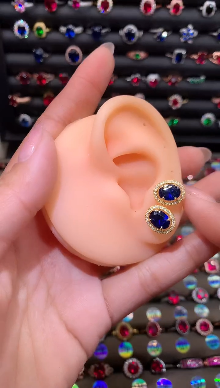 【闪购商品】蓝宝石耳饰银S925镶嵌金68