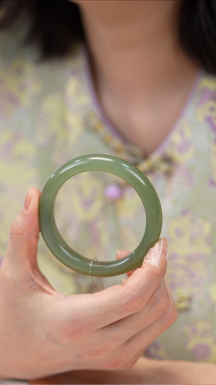 未镶嵌手镯和田玉?***?和田玉手镯L0450