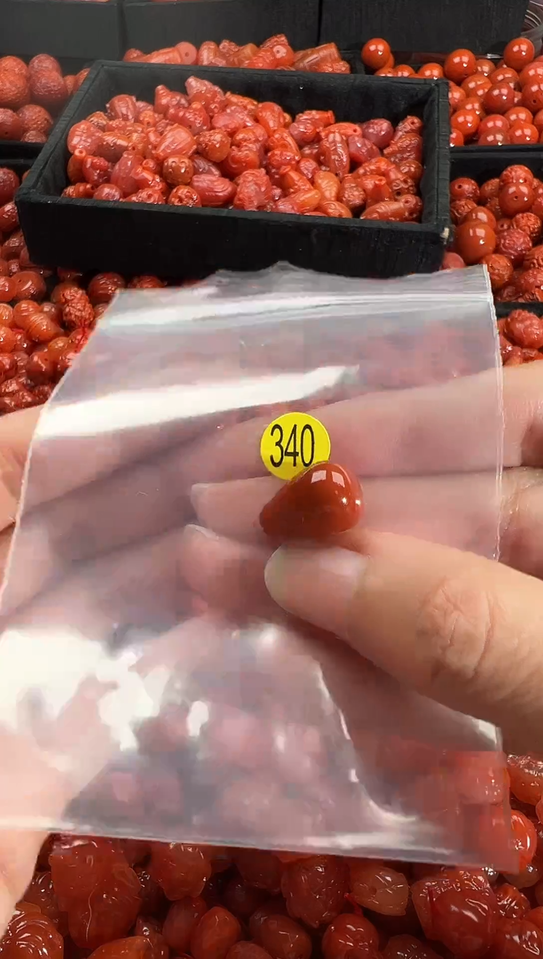 颈饰未镶嵌南红玛瑙1