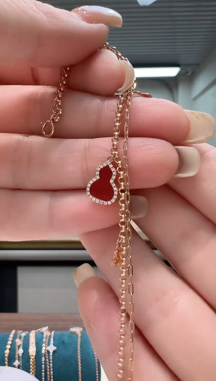 【闪购商品】钻石手链18K金镶嵌满钻红葫芦手链