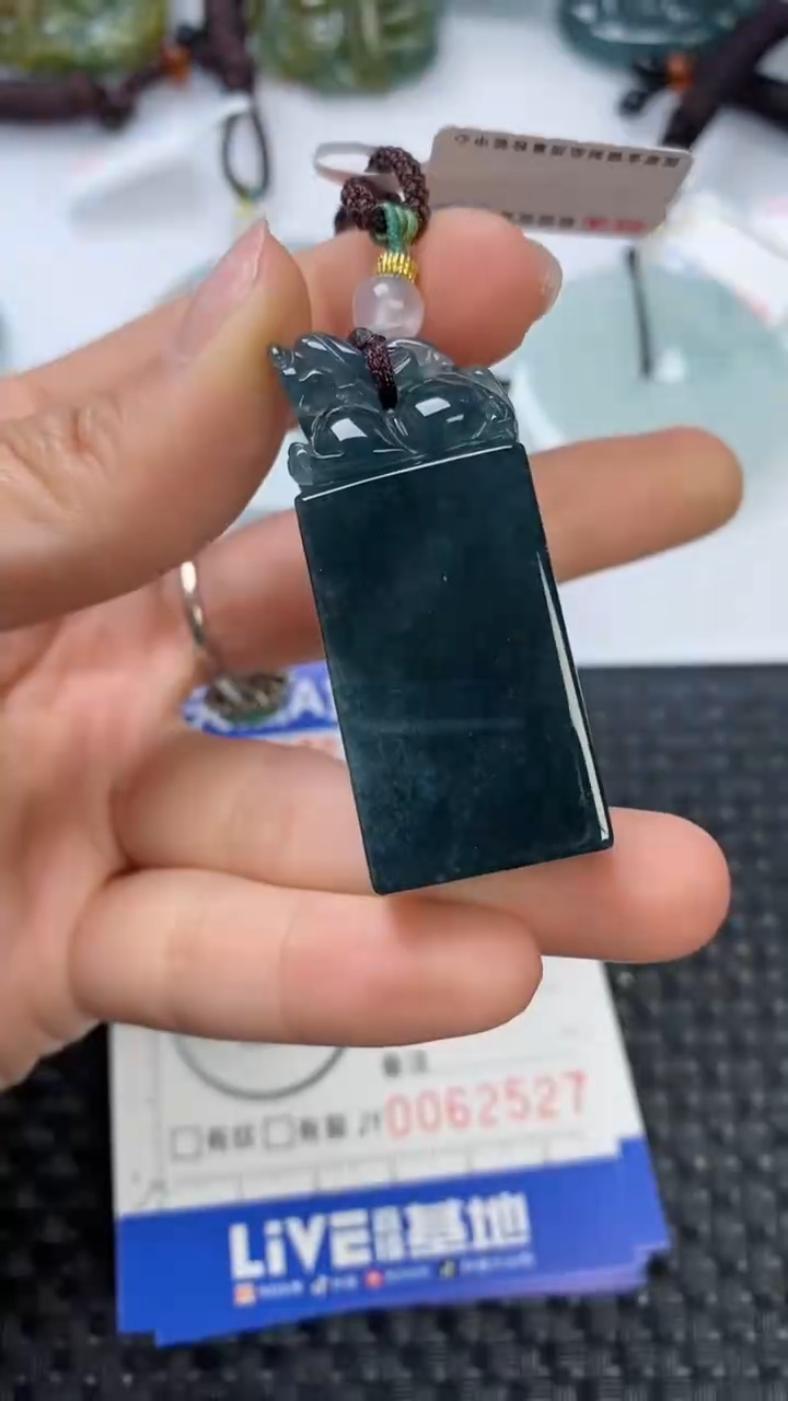 【闪购商品】翡翠颈饰未镶嵌111111111111111111