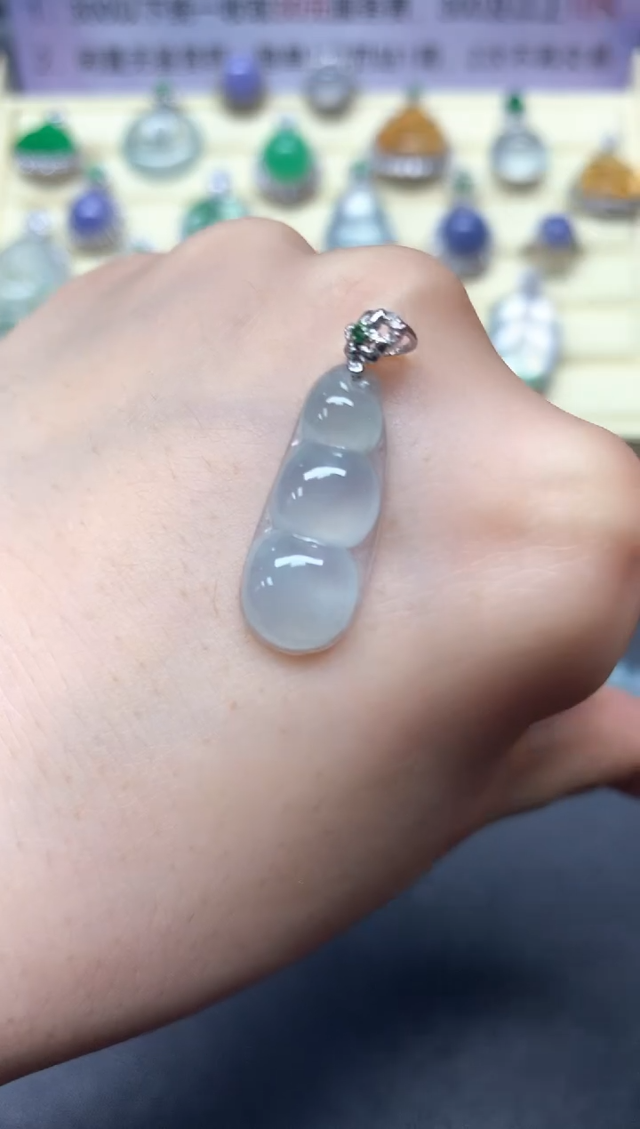 【闪购商品】翡翠吊坠(不含链)18K金镶嵌吊坠|400+40