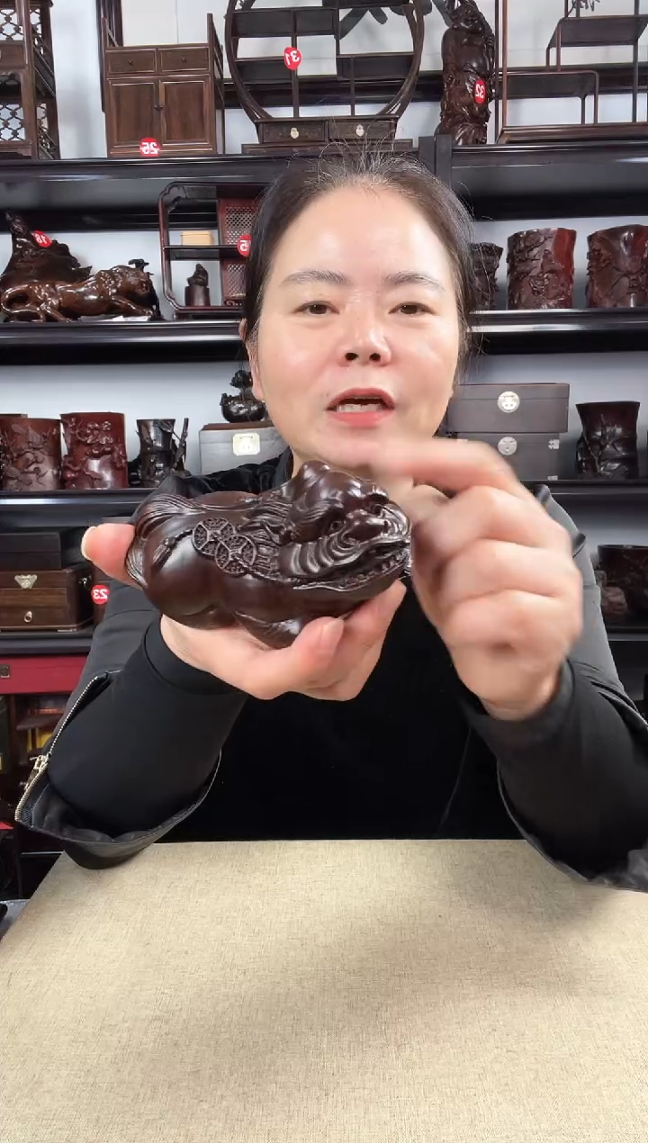 木172老李红木工艺品