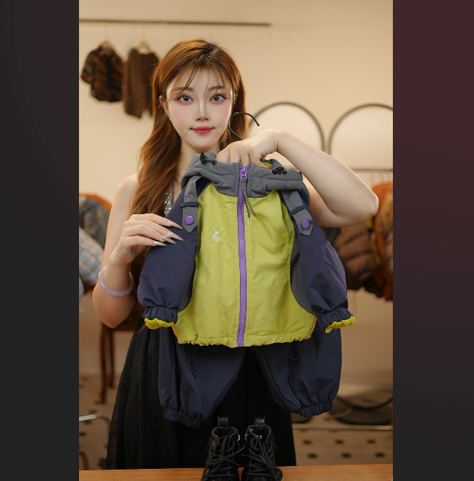 【上衣+裤子】2025秋冬潮童穿搭儿童防风冲锋衣加棉连帽套装.28911