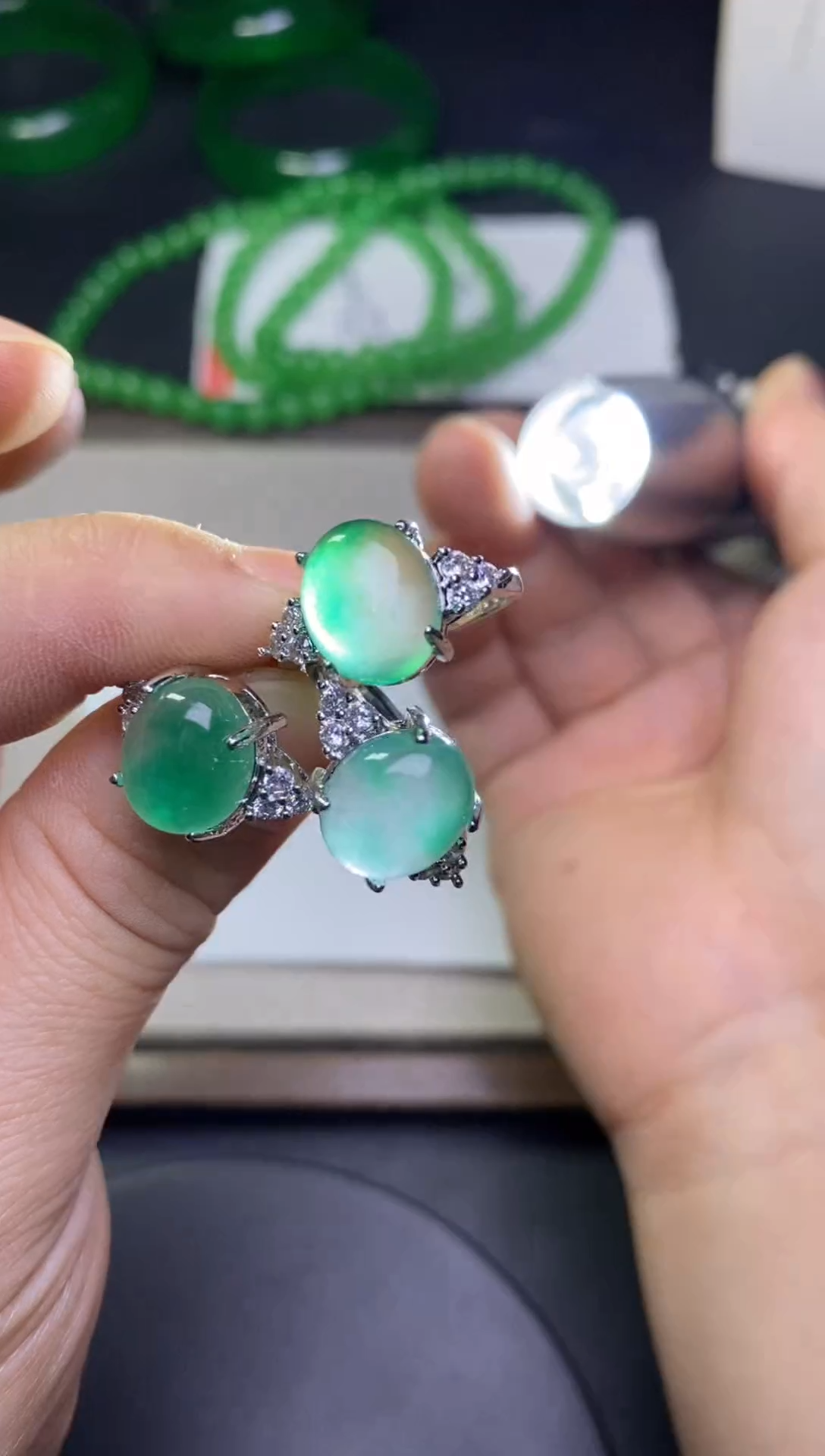 A23飘花戒指AAAAAAAAAAA