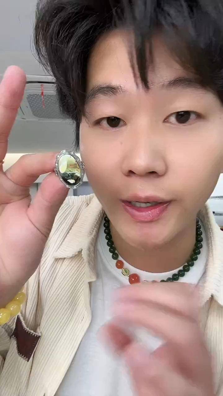 【闪购商品】蜜蜡戒指银S925镶嵌蜜蜡