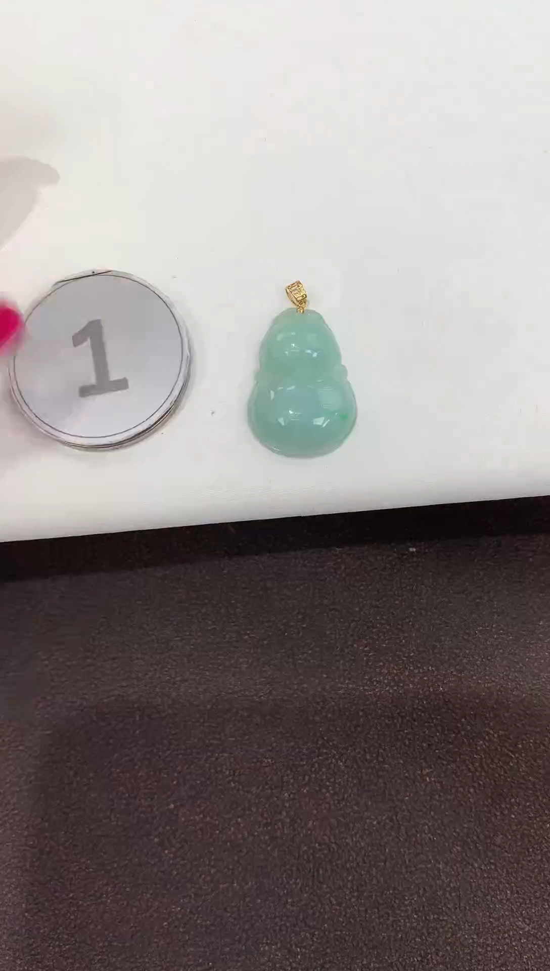 颈饰18K金镶嵌翡翠缅甸a货翡翠