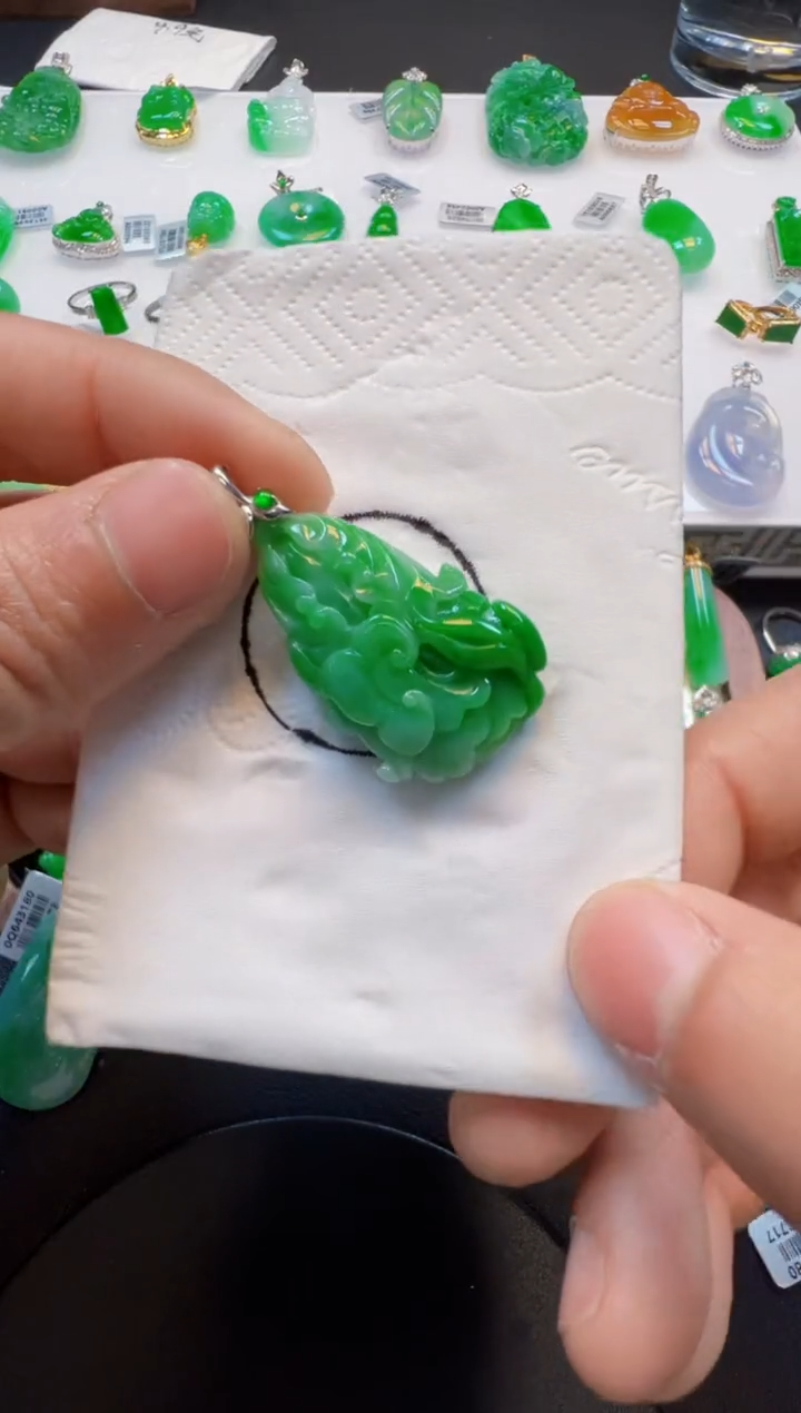 【闪购商品】定制翡翠18K金镶嵌980元