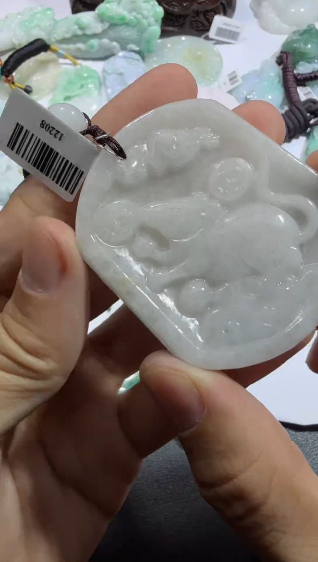 【闪购商品】翡翠颈饰未镶嵌00010712