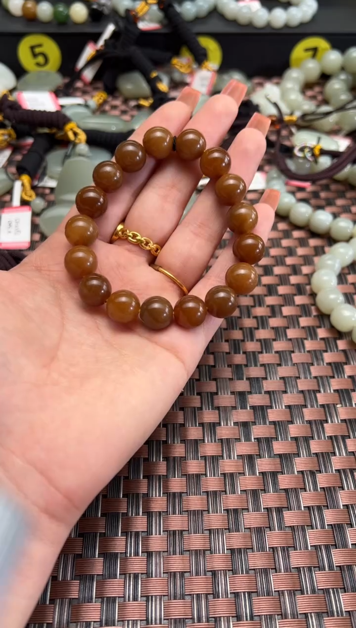 【闪购商品】和田玉手链未镶嵌且末料金山糖卡12手串