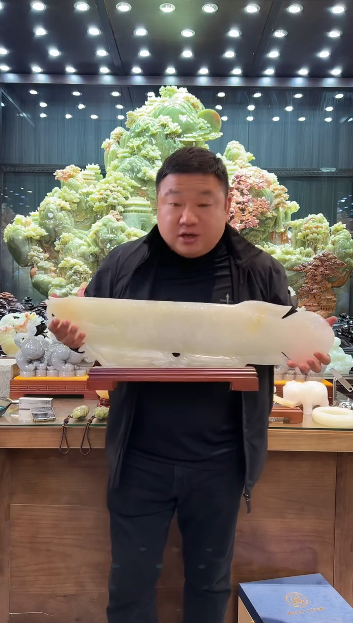 【闪购商品】石材白冰鱼