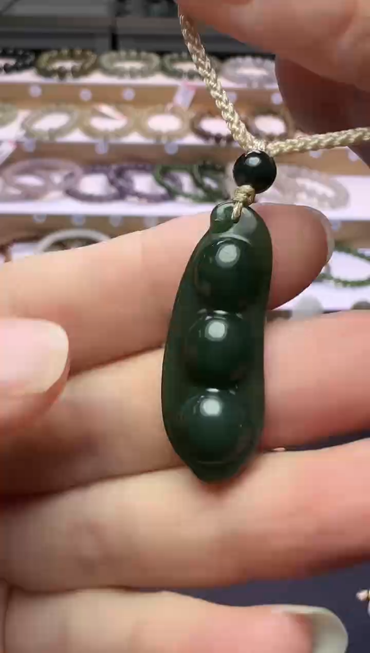 颈饰未镶嵌和田玉115号链接