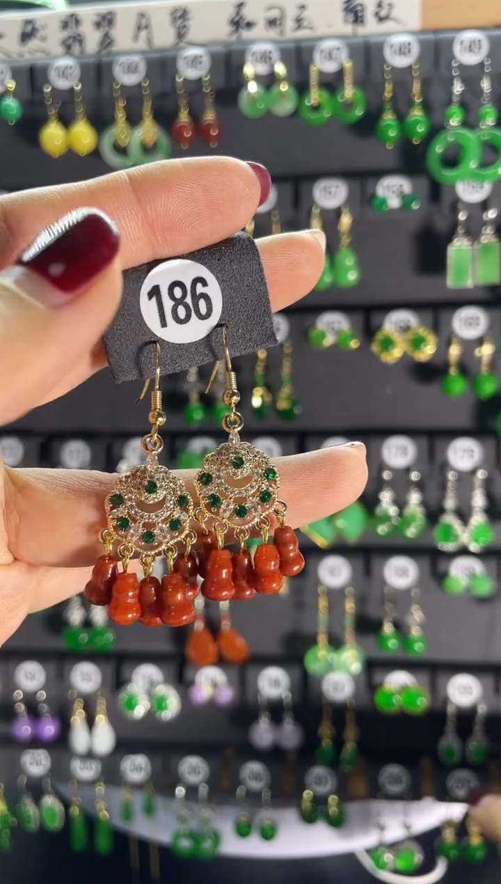 【闪购商品】翡翠耳饰银S925镶嵌186..