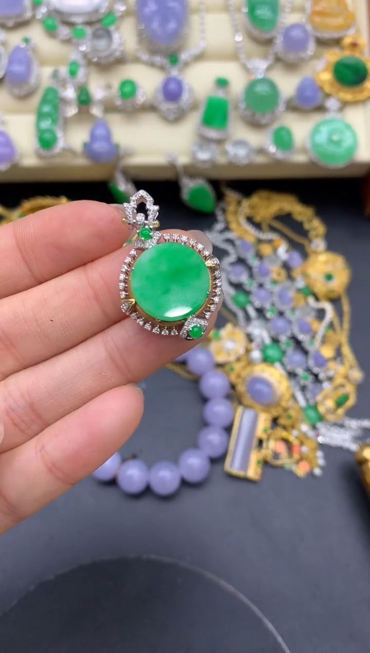 【闪购商品】翡翠颈饰18K金镶嵌384-中国好珍宝