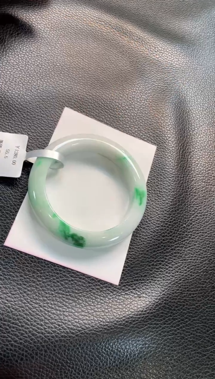 未镶嵌手镯翡翠101号 55正圈 有纹