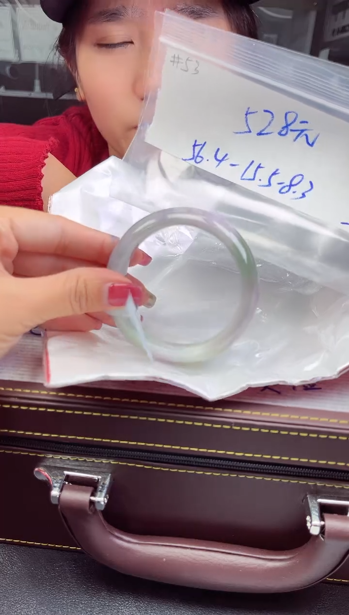 【闪购商品】翡翠手镯未镶嵌手镯  53