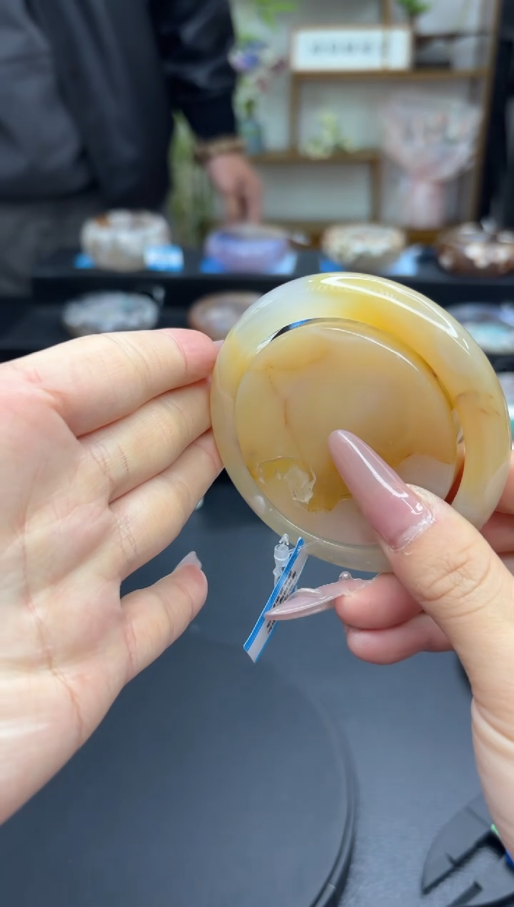 【闪购商品】石英质玉手镯未镶嵌C110(57圈赠送镯心)