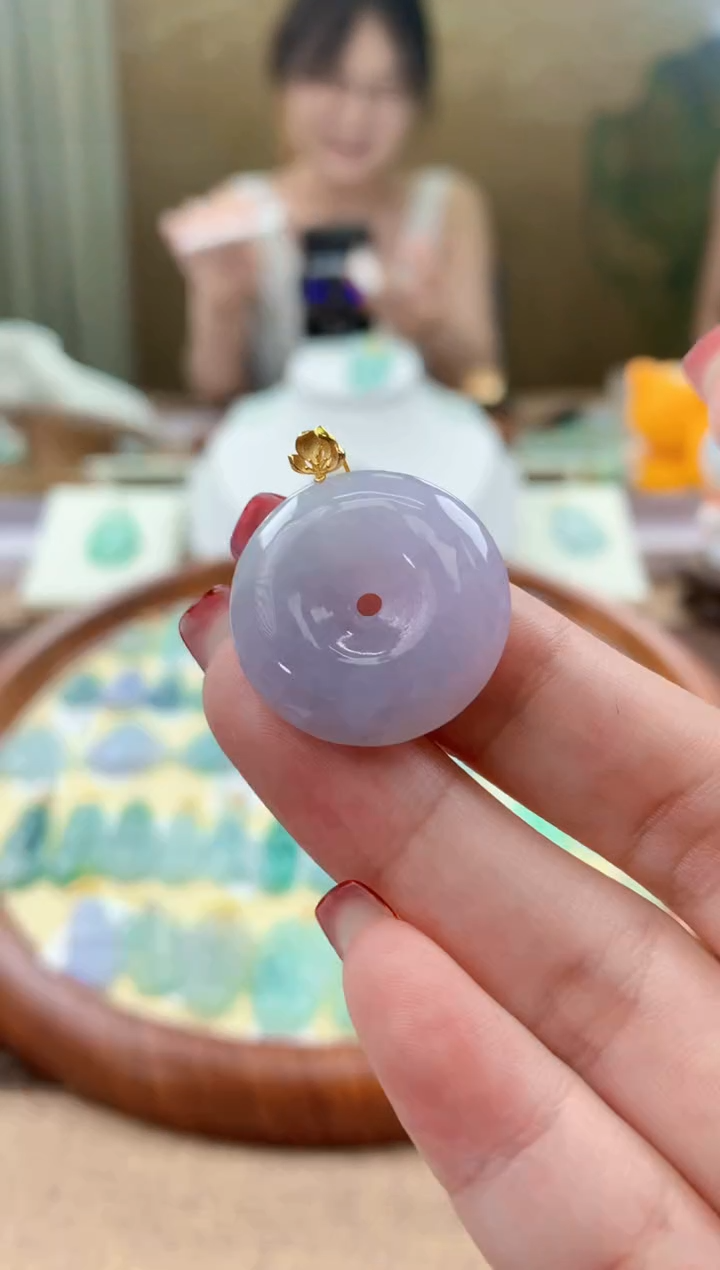 翡翠18K金镶嵌颈饰天然A货翡翠挂件