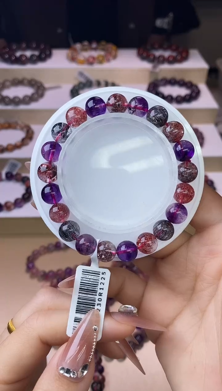 【闪购商品】水晶手链未镶嵌黑加仑超七单圈9m+