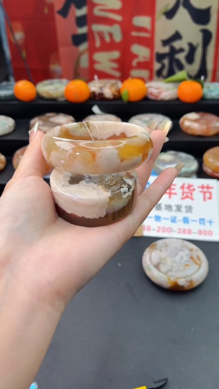 【闪购商品】石英质玉手镯未镶嵌赠送镯心（59圈口）