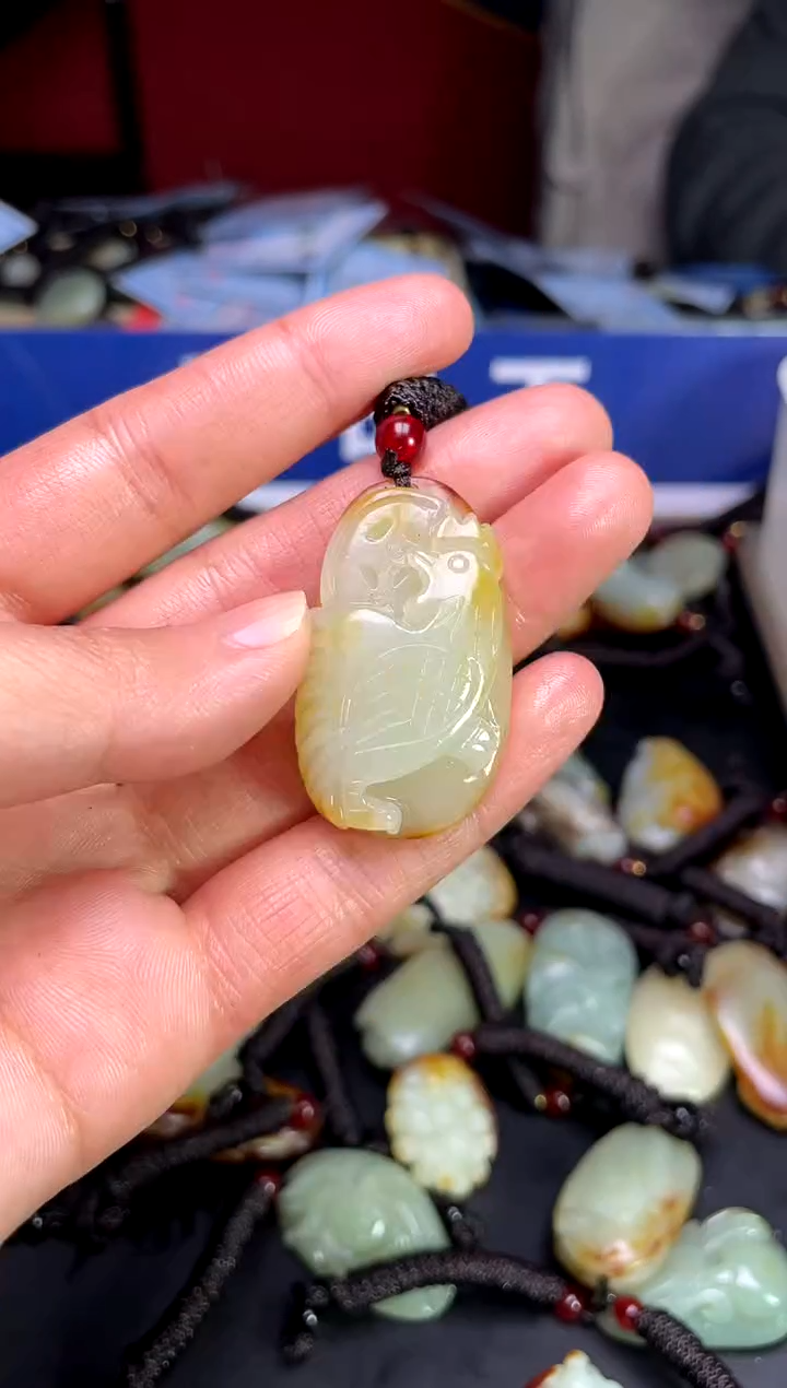 【闪购商品】和田玉颈饰未镶嵌3