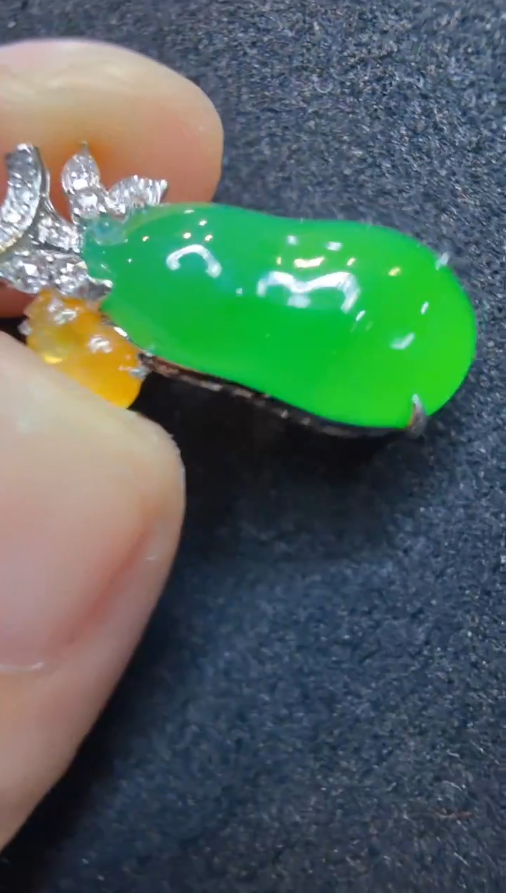 吊坠(不含链)18K金镶嵌翡翠多样性团购发一件