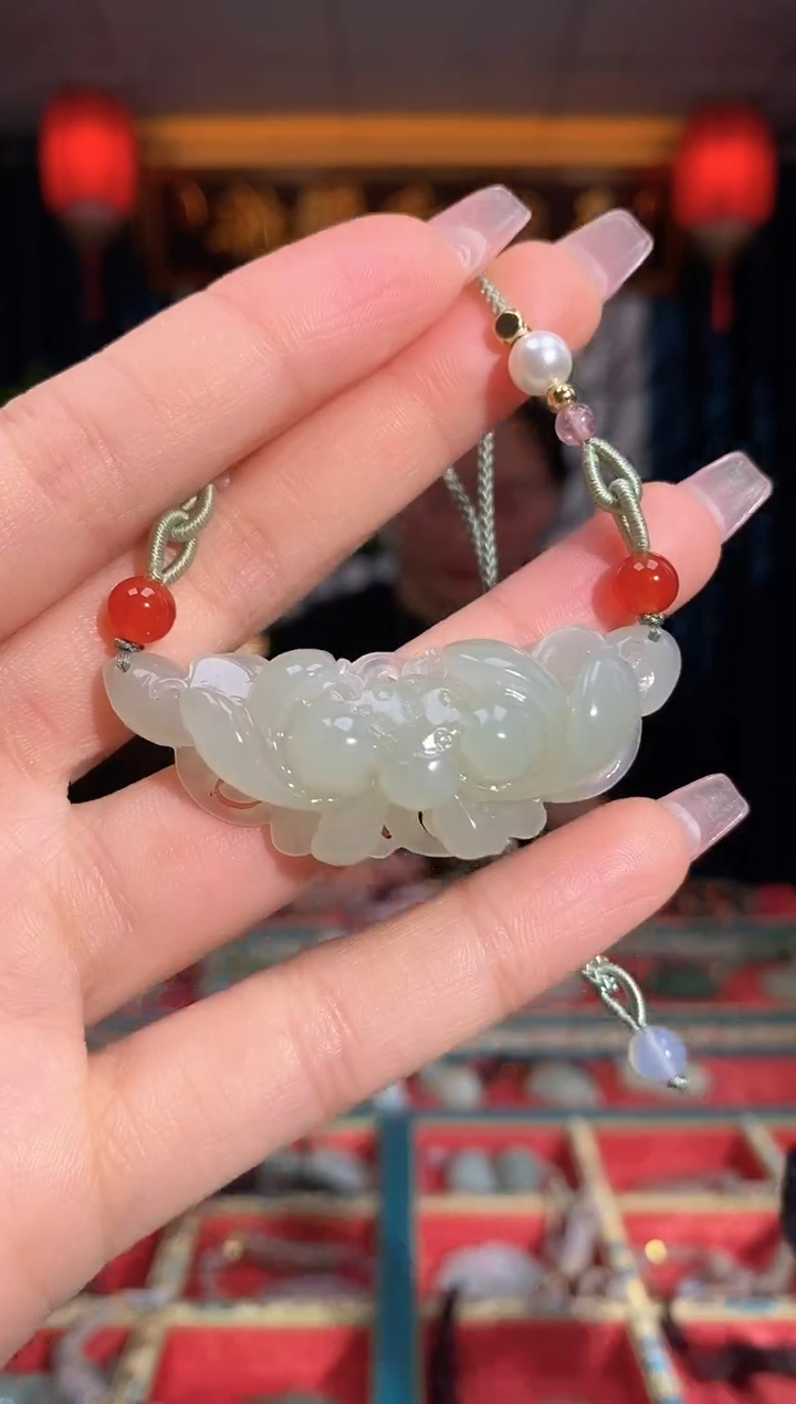 【闪购商品】和田玉颈饰未镶嵌莲花