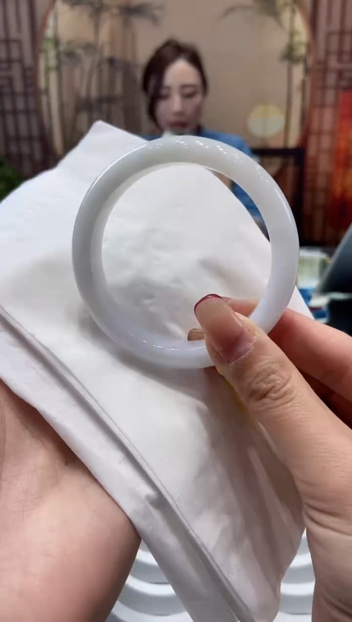 【闪购商品】翡翠手镯未镶嵌000010006