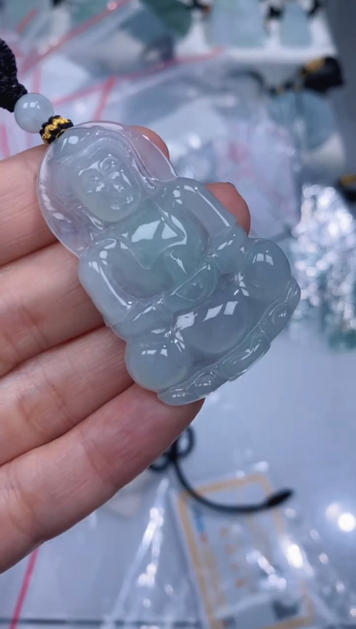 颈饰未镶嵌翡翠吊坠