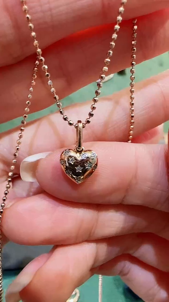 【闪购商品】钻石吊坠(不含链)18K金镶嵌18K金钻石桃心吊坠