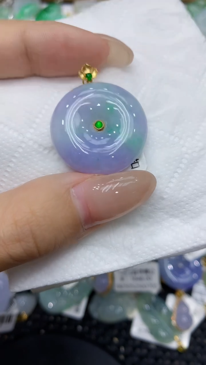 翡翠18K金镶嵌颈饰111111111111
