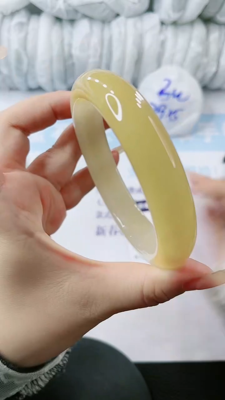 【闪购商品】石英质玉手镯未镶嵌 多样性发货V472-68