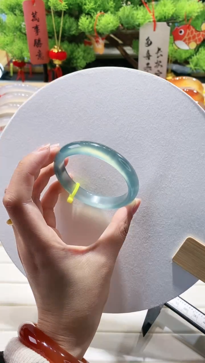 【闪购商品】玛瑙/玉髓手镯未镶嵌135-56.2