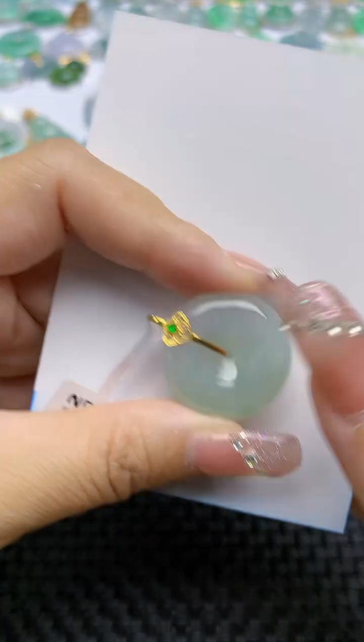 【闪购商品】翡翠颈饰18K金镶嵌天然A货翡翠 60