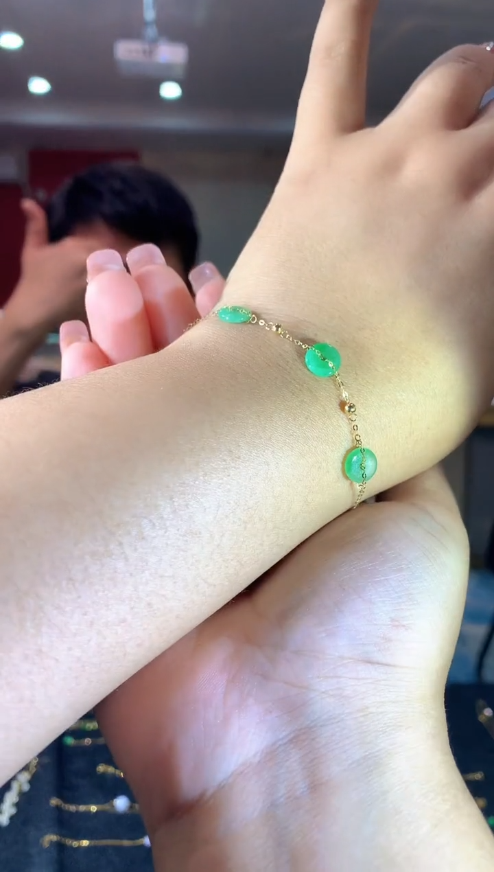 【闪购商品】18K金镶嵌翡翠手链317zjh时尚