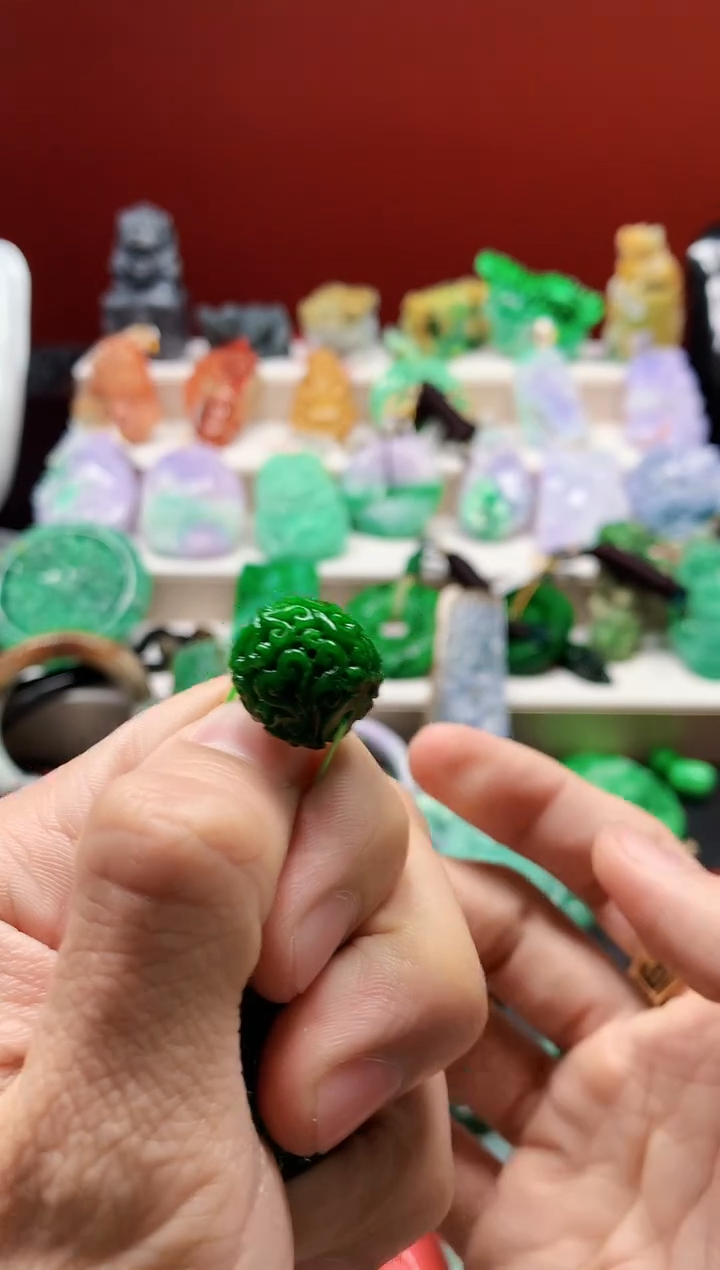 颈饰未镶嵌翡翠缅甸翡翠