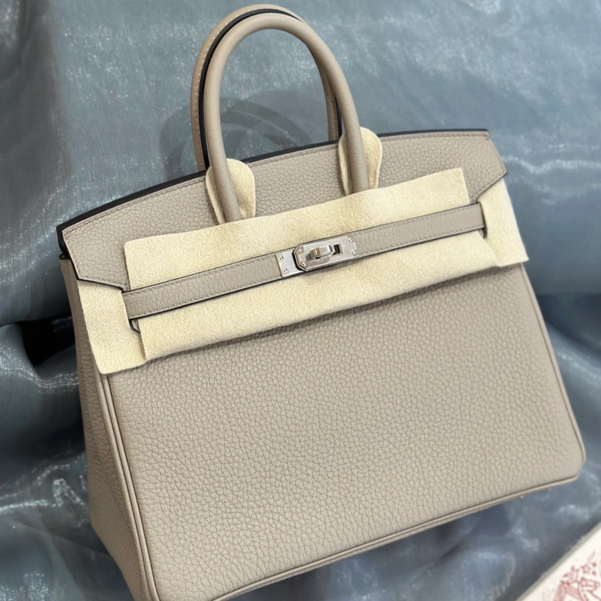 99新 Hermes/爱马仕 birkin25 斑鸠灰 银扣 togo 框O刻