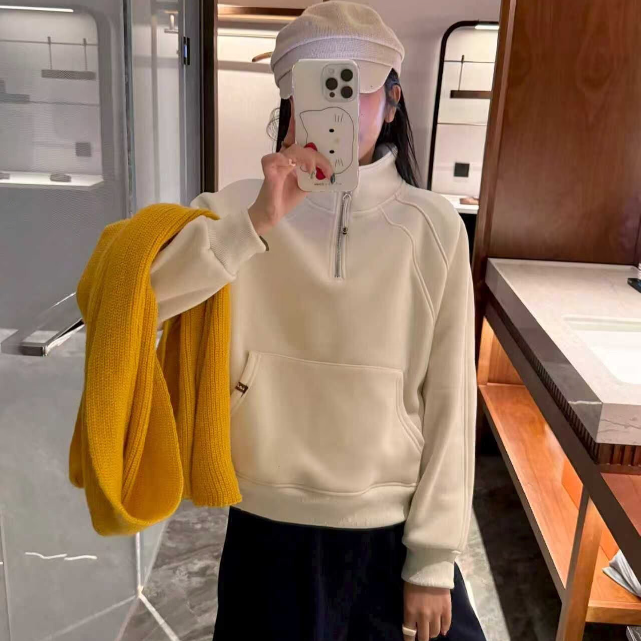 T2810 冬季加绒-半拉链高领杏色套头卫衣女运动风