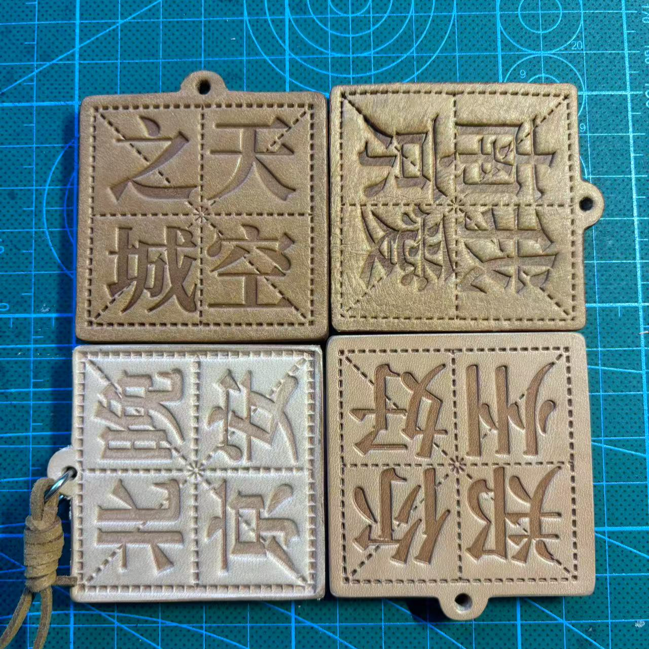 民谣摇滚主题车挂包挂钥匙扣（方形单面）真牛皮