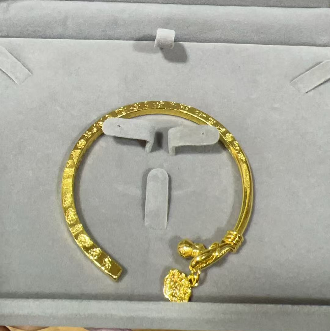 A614曼莹精工手镯