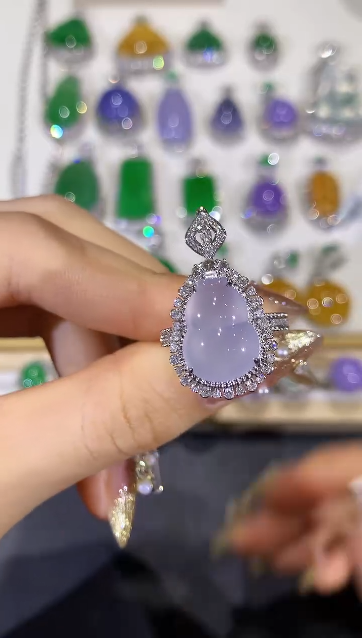 翡翠18K金镶嵌颈饰团购53