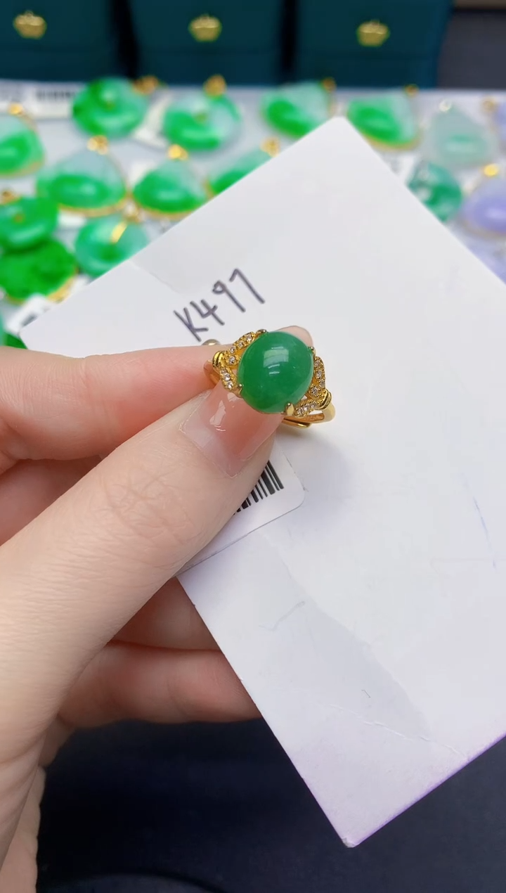 颈饰未镶嵌翡翠缅甸天然翡翠A货