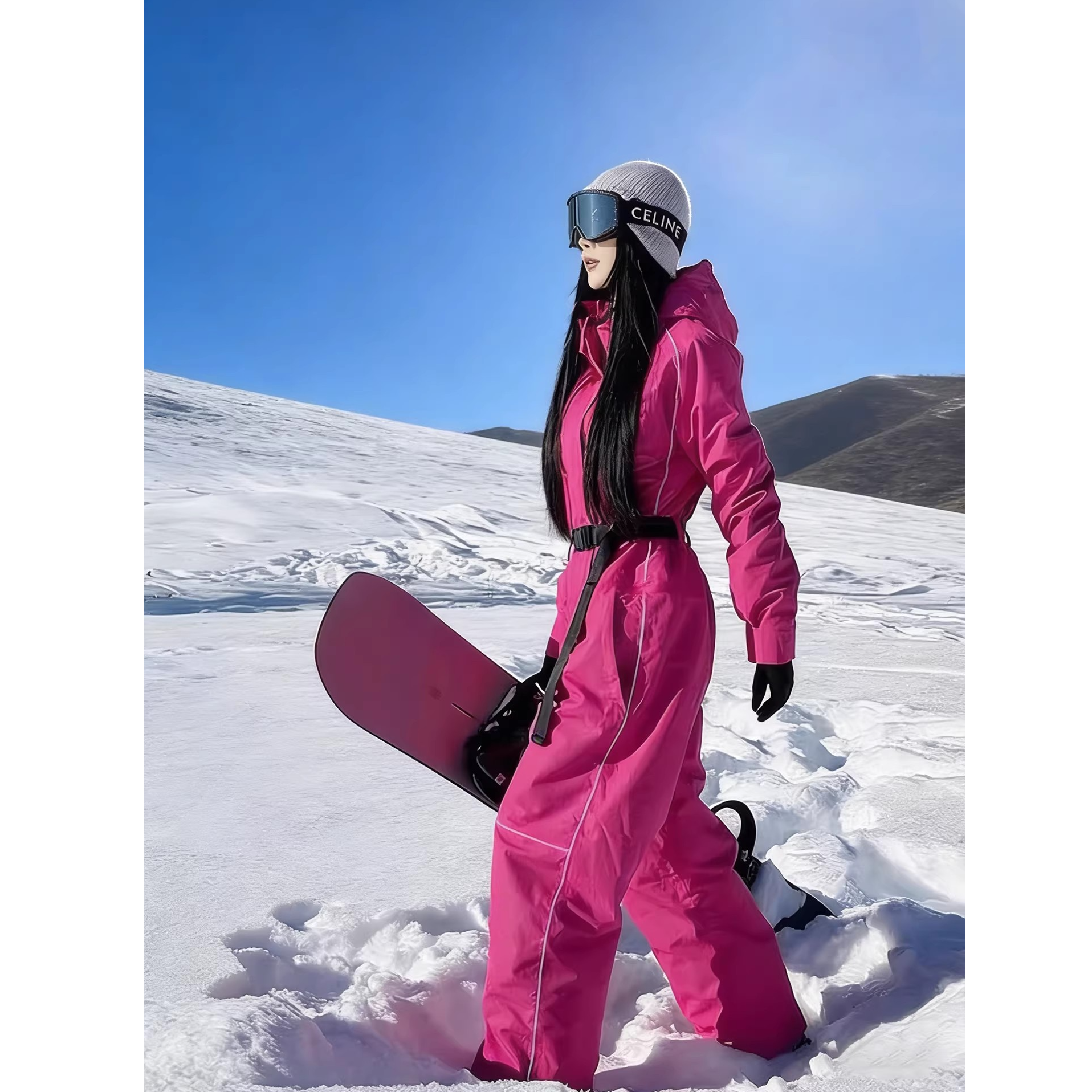临典玫粉色连体滑雪服套装女2025冬新款户外加厚防风防水双板雪服
