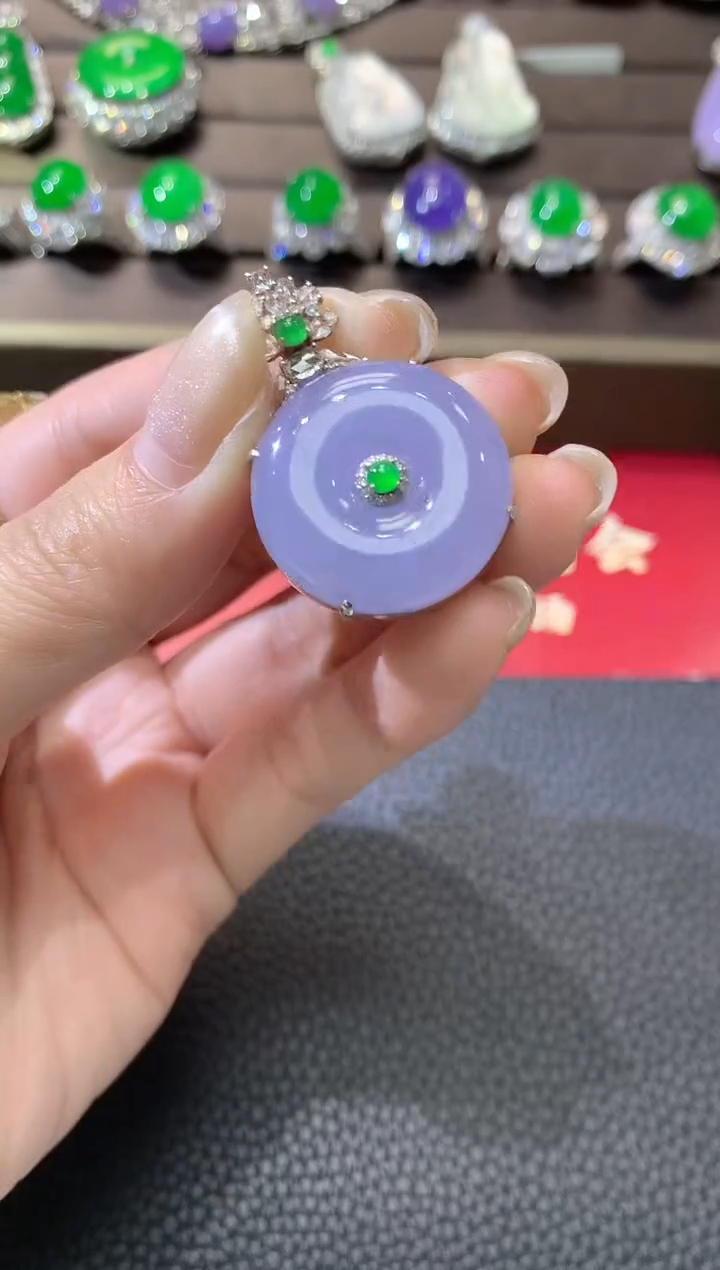 【闪购商品】翡翠吊坠(不含链)18K金镶嵌D39翡翠紫货有一定色差