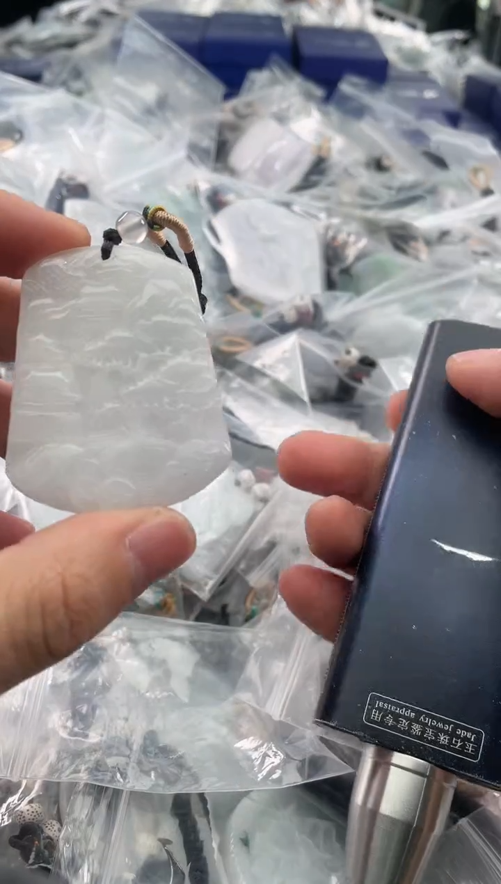 颈饰未镶嵌翡翠25/11/26/.93